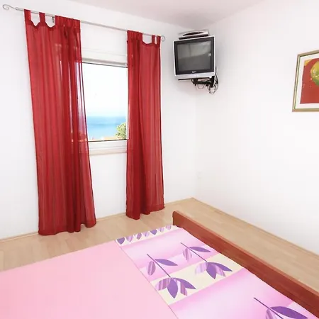 Apartment 5640c